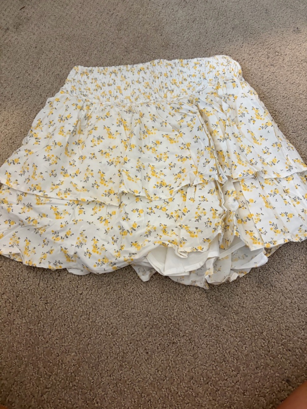 Hollister White Mini Skirt with Yellow Floral Print - Picture 1 of 2
